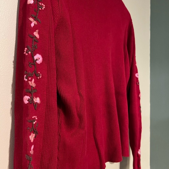 VINTAGE 90s EMBROIDERED FLORAL RED TURTLENECK LONG SLEEVE SWEATER COTTAGECORE - Picture 2 of 5